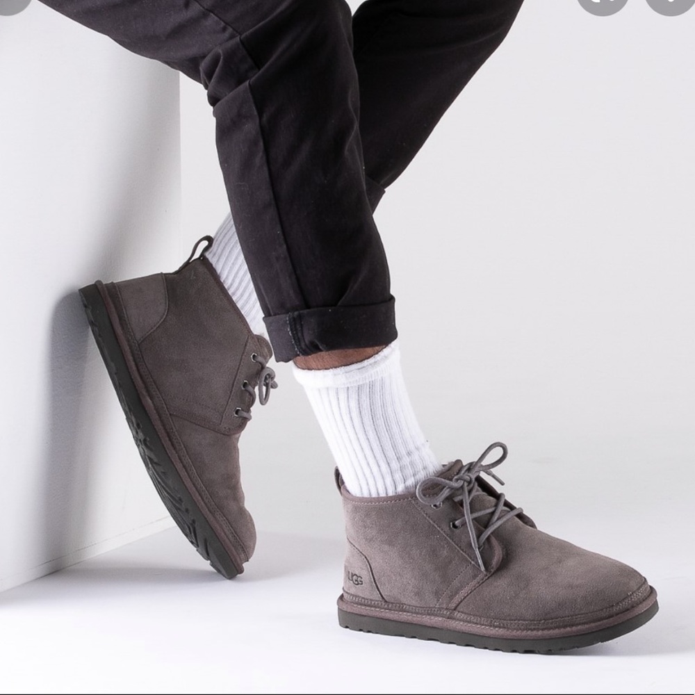 MENS UGG NUEMEL BOOTS size 11